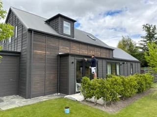 Painter working on a Queenstown Lakes home